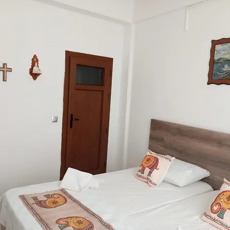 Otel Carsi Butik *