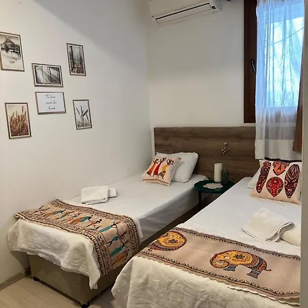 Carsi Butik Hotel *